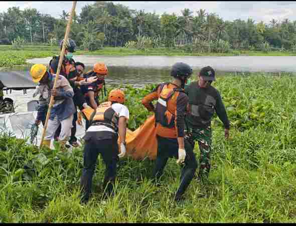 Korban yang terseret arus drainase di Desa Druju, Sumbermanjing Wetan, Kabupaten Malang, ditemukan meninggal dunia di Bendungan Sengguruh pada 20 Februari 2026.