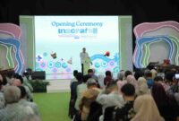 pembukaan pameran kerajinan terbesar di Indonesia, INACRAFT 2026, yang digelar di Jakarta International Convention Center (JICC), Jakarta.