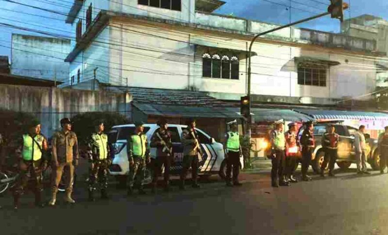 Patroli Gabungan di Tebing Tinggi.