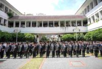 Pelantikan 213 pejabat administrator dan pengawas di Balai Kota Medan, Senin (23 Februari 2026).