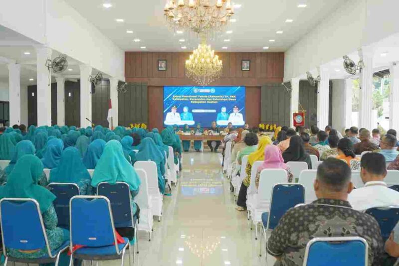 Tim Penggerak (TP) PKK Kabupaten Asahan menggelar Rapat Koordinasi Teknis (Rakornis) di Pendopo Rumah Dinas Bupati Asahan.