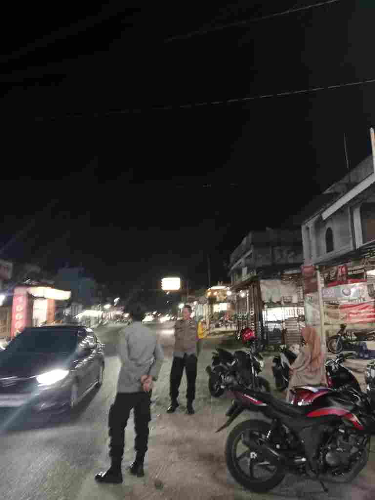 Polsek Bangun meningkatkan patroli malam untuk menekan potensi gangguan keamanan di wilayah Kecamatan Gunung Malela. Dalam kegiatan yang digelar pada Minggu malam, 22 Februari 2026.