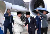 Wakil Presiden Gibran Rakabuming Raka menyambut langsung kedatangan Kepala Negara di Pangkalan TNI AU Halim Perdanakusuma.