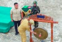 Bupati Simalungun Dr. H. Anton Achmad Saragih secara resmi membuka pelaksanaan TNI Manunggal Membangun Desa (TMMD) ke-127 Tahun 2026 yang dilaksanakan oleh Kodim 0207/Simalungun. Selasa, 10 Februari 2026.
