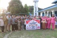 Polres Simalungun memperkuat hubungan dengan masyarakat melalui kegiatan Safari Ramadhan berupa pembagian takjil dan buka puasa bersama di Masjid Al Hidayah, Perkebunan Bukit Maraja, Kecamatan Gunung Malela. Kegiatan yang berlangsung pada Minggu sore, 22 Februari 2026,