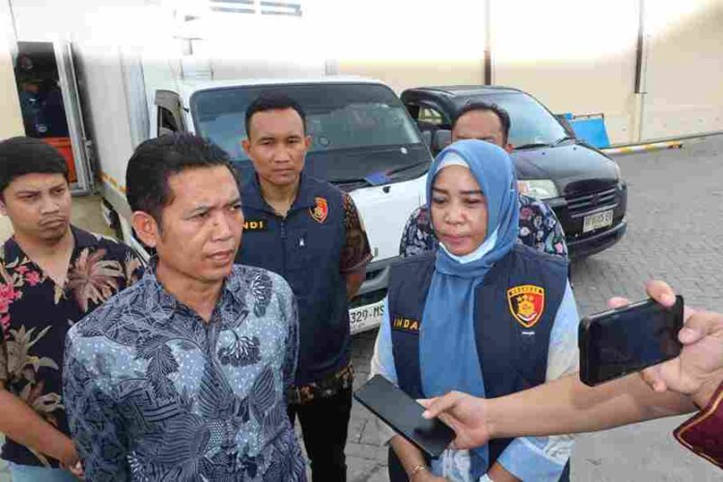 Satuan Tugas (Satgas) Pangan Polda Sumatera Utara melakukan inspeksi mendadak ke pabrik pengolahan sekaligus distributor ayam PT Kurnia Agrotama Sejahtera di Medan pada Jumat, 13 Februari 2026.