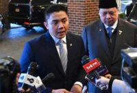 Sekretaris Kabinet Teddy Indra Wijaya  saat diwawancarai wartawan beberapa waktu lalu.