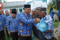 Pemerintah Kabupaten Asahan menyalurkan 500 paket sembako kepada warga terdampak banjir di Desa Sei Dua Hulu, Kecamatan Simpang Empat, dalam kegiatan yang berlangsung Rabu, 18 Februari 2026.