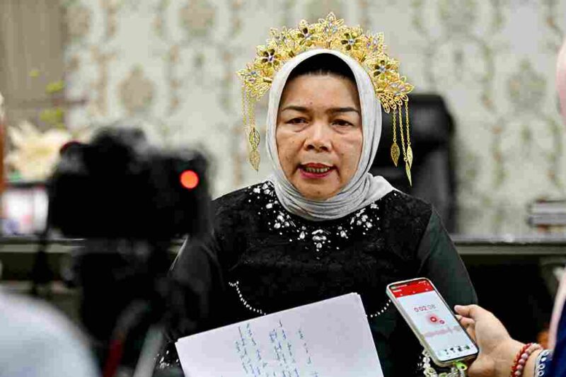 Kepala Dinas Ketenagakerjaan Sumatera Utara, Yuliani Siregar,