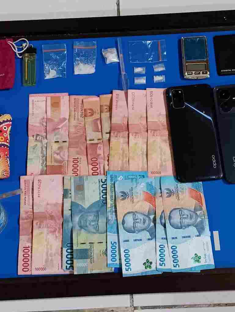 Barang bukti yang berhasil diamankan dari terduga pelaku.