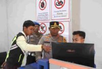 Kapolres Simalungun AKBP Marganda Aritonang, S.I.K., S.H., M.M. melakukan inspeksi langsung ke sejumlah pos pelayanan dan pos pengamanan mudik Lebaran di wilayah Kabupaten Simalungun.