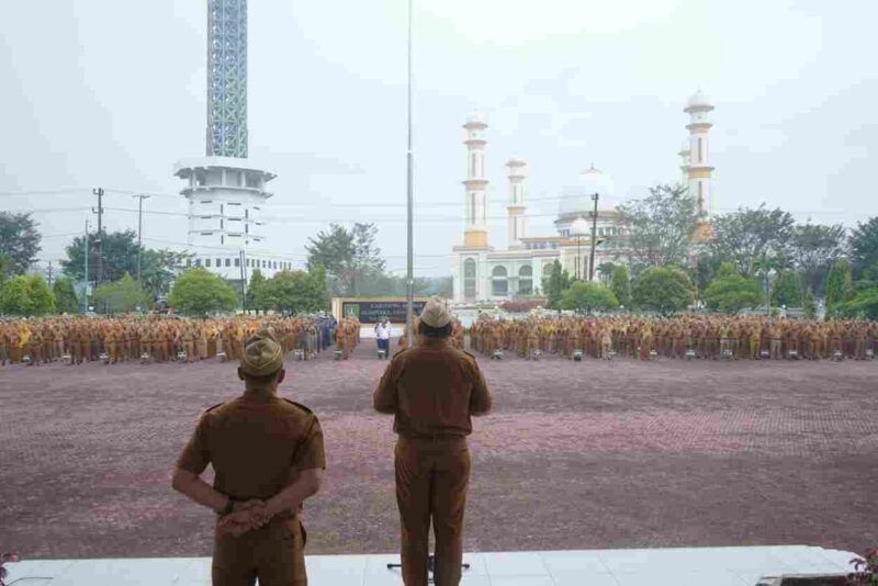 Apel Gabungan Pemerintah Kabupaten Asahan digelar di Halaman Kantor Bupati Asahan pada Senin (2/3/2026) dan dipimpin Sekretaris Daerah Kabupaten Asahan, Drs. Zainal Aripin Sinaga, M.H.