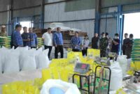 Pemerintah Kabupaten Asahan bersama Forum Koordinasi Pimpinan Daerah (Forkopimda) melakukan peninjauan stok beras.