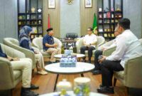 Wali Kota Medan Rico Tri Putra Bayu Waas menerima kunjungan silaturahmi Kepala Kantor Wilayah **Direktorat Jenderal Pajak (DJP) Sumatera Utara I, Belis Siswanto, di Rumah Dinas Wali Kota Medan pada Rabu, 4 Maret 2026.