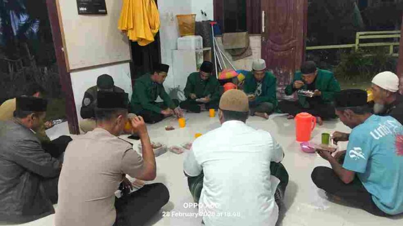 Kapolsek Dolok Silau AKP M. Nasir Daulay saat Safari Ramadan