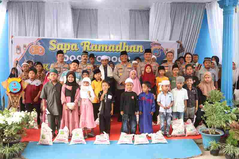 Program Sapa Ramadan Door to Door Polres Simalungun di halaman Satpas Sat Lantas Polres Simalungun, Jalan Asahan Batu 7, Nagori Lestari Indah, Kecamatan Siantar,