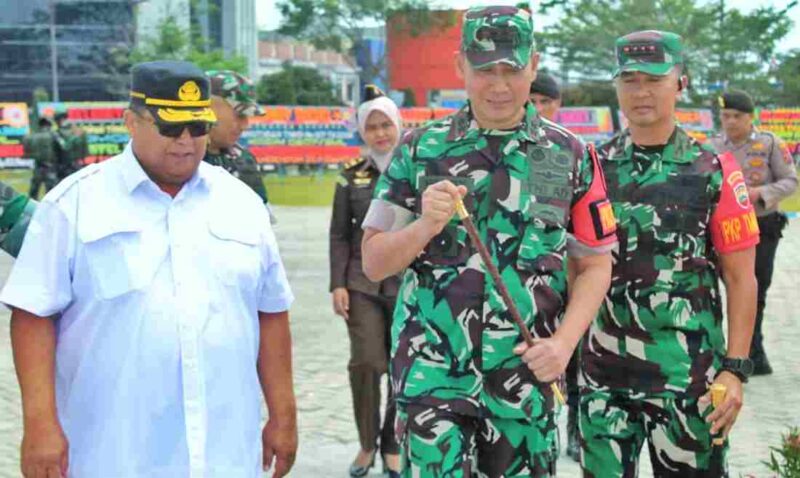 Panglima Komando Daerah Militer I/Bukit Barisan Mayjen TNI Hendy Antariksa,