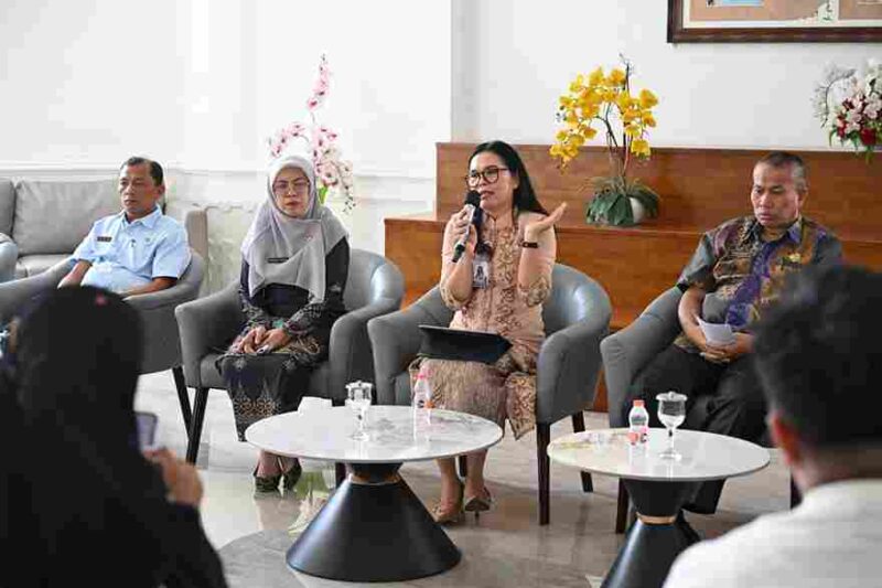 Temu Pers bersama Dinas Perpustakaan dan Arsip Provinsi Sumatera Utara, yang difasilitasi Dinas Kominfo Sumut, berlangsung di Lobby Dekranasda Lantai 1 Kantor Gubernur Sumut Jalan Diponengoro Nomor 30 Medan, Kamis (23/4/2026).