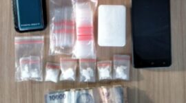 Sejumlah barang bukti yang diduga berkaitan dengan aktivitas peredaran narkotika.