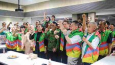 Wakil Wali Kota Medan, Zakiyuddin Harahap, berfoto bersama.