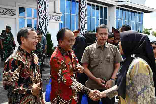 Wabup Samosir hadiri HUT ke-193 Simalungun di Pematang Raya.