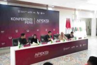 Wali Kota Medan, Rico Tri Putra Bayu Waas, saat menghadiri Rapat Kerja (Raker) Komisariat Wilayah I Asosiasi Pemerintah Kota Seluruh Indonesia (Apeksi) di Pendopo Wali Kota Banda Aceh, Minggu (19 April 2026).