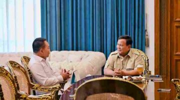 Presiden Prabowo Subianto menerima Penasihat Khusus Presiden Bidang Pertahanan Nasional, Dudung Abdurachman, di Istana Merdeka pada Selasa, 21 April 2026.