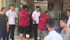 Dua terduga pelaku ditangkap, satu masih buron. Polisi lakukan pengejaran hingga Aceh.