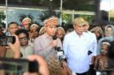 Wakil Presiden (Wapres) Gibran Rakabuming Raka menyampaikan rasa hormat dan apresiasinya kepada Wakil Presiden ke-10 dan ke-12 RI, Jusuf Kalla, usai meninjau RSUD JP Wanane, Kabupaten Sorong, Papua Barat Daya, Rabu (22/04/2026).
