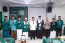 Ketua Forum Kerukunan Umat Beragama (FKUB) sekaligus Ketua Majelis Ulama Indonesia Pematangsiantar, Ali Lubis, saat berfoto bersama dengan Wali Kota, kapolres, dan jajaran pengurus. 