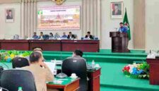 rapat paripurna yang berlangsung pada Kamis (23 April 2026) di Gedung DPRD Simalungun, Pematang Raya.