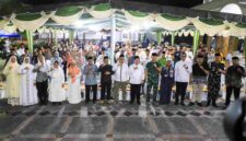 Peringatan Haul ke-112 Raja Sang Naualuh Damanik yang untuk pertama kalinya digelar di Masjid Raya Pematangsiantar, Kamis (23/4/2026) malam.