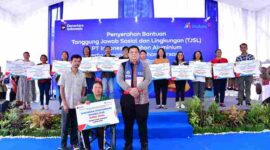 PT Indonesia Asahan Aluminium (Inalum) menyalurkan sejumlah bantuan sosial, pendidikan, lingkungan, dan pemberdayaan ekonomi di Kabupaten Samosir, Jumat, 24 April 2026.