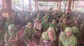 1.200 peserta hadiri halal bihalal dan peringatan Hari Kartini Muslimat NU KORDAM VII di Bantur, Malang.