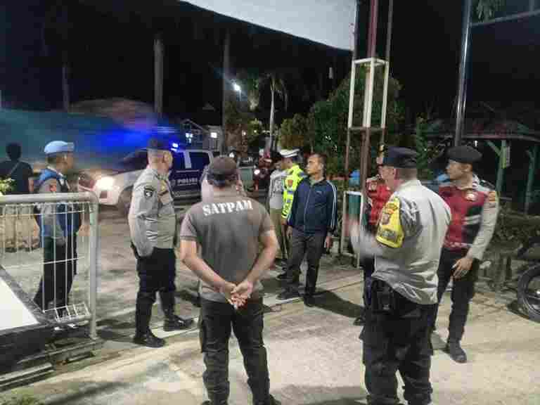 Polres Tapteng gelar patroli Blue Light antisipasi 3C dan balap liar
