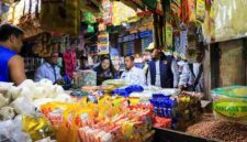 Pemerintah Kota Pematangsiantar melakukan inspeksi mendadak (sidak) untuk memantau harga dan ketersediaan minyak goreng subsidi merek Minyakita di Pasar Horas dan Pasar Dwikora, yang berlangsung pada Senin (27/4/2026).