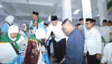 Pemerintah Kabupaten Asahan melepas keberangkatan Jamaah Calon Haji (JCH) Kloter 7 Tahun 1447 H/2026 M dalam suasana khidmat, Selasa (28/04/2026) dini hari.