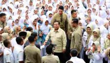 Presiden Prabowo Subianto saat di SMAN 1 Cilacap, Kabupaten Cilacap, Jawa Tengah, pada Rabu, 29 April 2026.