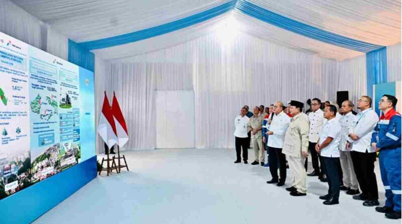 Presiden Prabowo Subianto melakukan groundbreaking proyek hilirisasi nasional tahap II di Refinery Unit IV Cilacap, Jawa Tengah, pada Rabu, 29 April 2026.