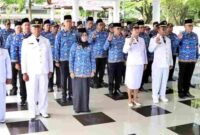 Sebanyak 45 aparatur sipil negara (ASN) resmi dilantik dalam sebuah prosesi yang berlangsung di pendopo rumah dinas bupati di Pamatang Raya, Kamis (30 April 2026).