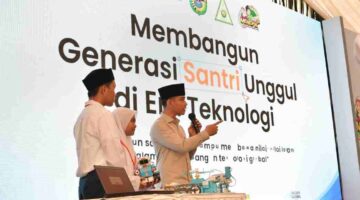 Wakil Presiden (Wapres) Gibran Rakabuming Raka mengunjungi Perguruan Islam Pondok Tremas di Kabupaten Pacitan, Jawa Timur, Kamis (30 April 2026).