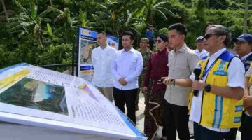 Wakil Presiden (Wapres) Gibran Rakabuming Raka meninjau langsung progres pembangunan Bendungan Bagong di Kabupaten Trenggalek, Jawa Timur, Kamis (30 April 2026).