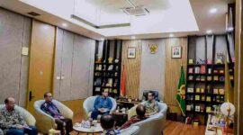 Wali Kota Medan, Rico Tri Putra Bayu Waas, saat menerima audiensi Yayasan Abdi Sabda di Rumah Dinas Wali Kota Medan, Kamis, 30 April 2026.