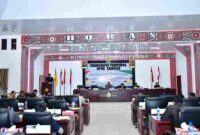 Nota Pengantar Laporan Keterangan Pertanggungjawaban (LKPJ) Tahun Anggaran 2025 dalam rapat paripurna DPRD Kabupaten Samosir yang digelar di Gedung DPRD, Kamis (9 April 2026).