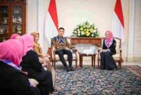 Wakil Presiden Gibran Rakabuming Raka menerima audiensi pengurus Ikatan Pengusaha Muslimah Indonesia di Istana Wakil Presiden, Jakarta, pada Senin, 14 April 2026.