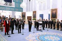 pelantikan Hakim Konstitusi dan anggota Ombudsman RI periode 2026–2031 di Istana Negara.