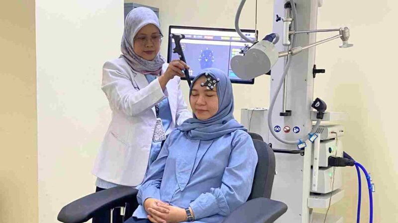 RS Adam Malik hadirkan teknologi TMS sebagai terapi modern non-invasif untuk pasien stroke, neurologi, dan gangguan mental.