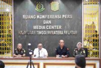 Konferensi pers Kejaksaaan Tinggi Sumatera Selatan
