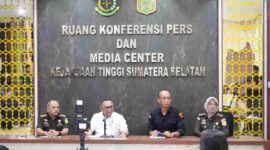 Konferensi pers Kejaksaaan Tinggi Sumatera Selatan