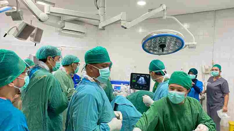 RS Adam Malik menghadirkan teknologi microwave ablation untuk penanganan mioma tanpa operasi pengangkatan rahim dengan pemulihan lebih cepat.